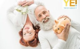 Senior couple with over 60 discounts